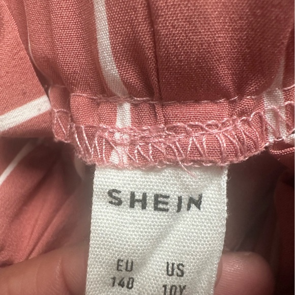 Waist Knot Detail Striped Short. - Picture 2 of 3